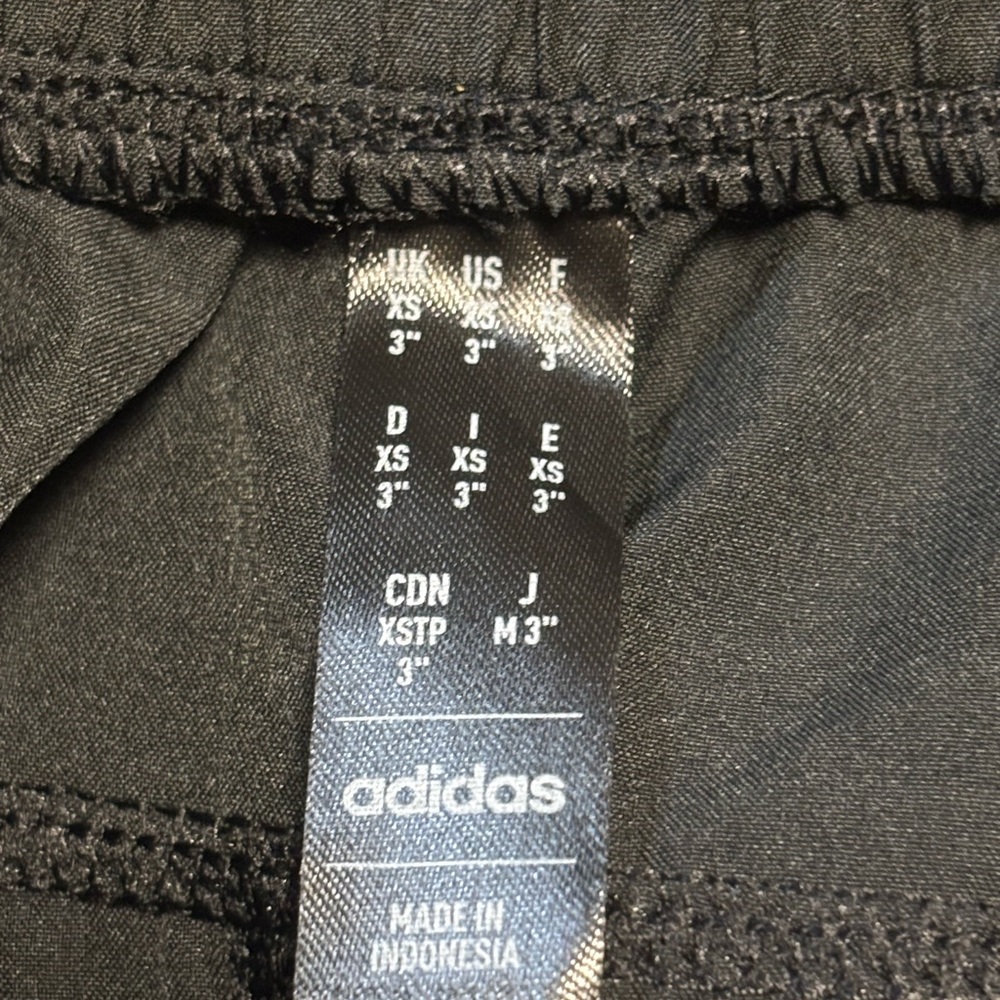 Adidas AeroReady Training Shorts Women's XS Mid Rise Pacer Woven 3 Inch Black - Picture 6 of 6